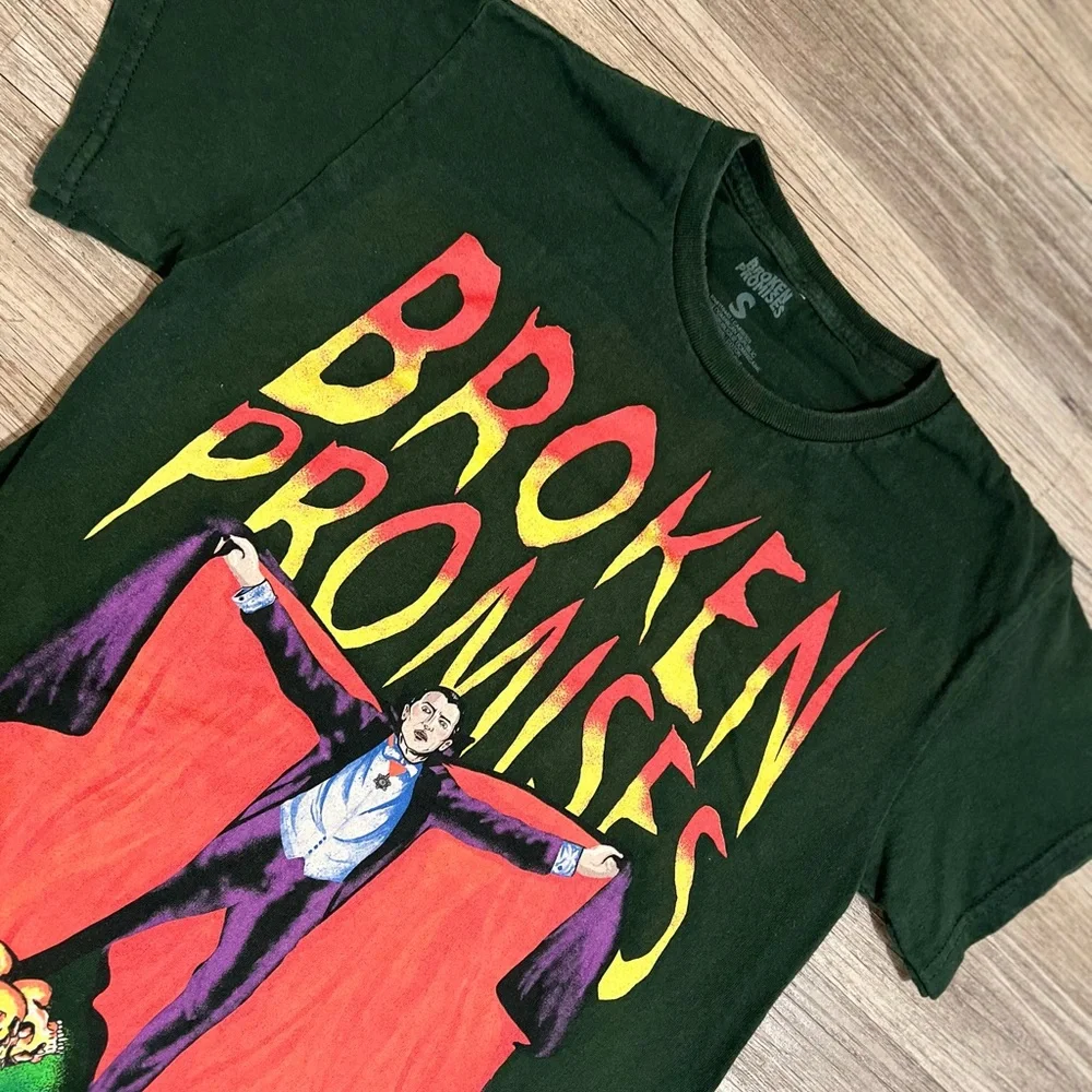 Broken Promises x Dracula Love Sucks Forest Green T-Shirt Size Small - Picture 4 of 8